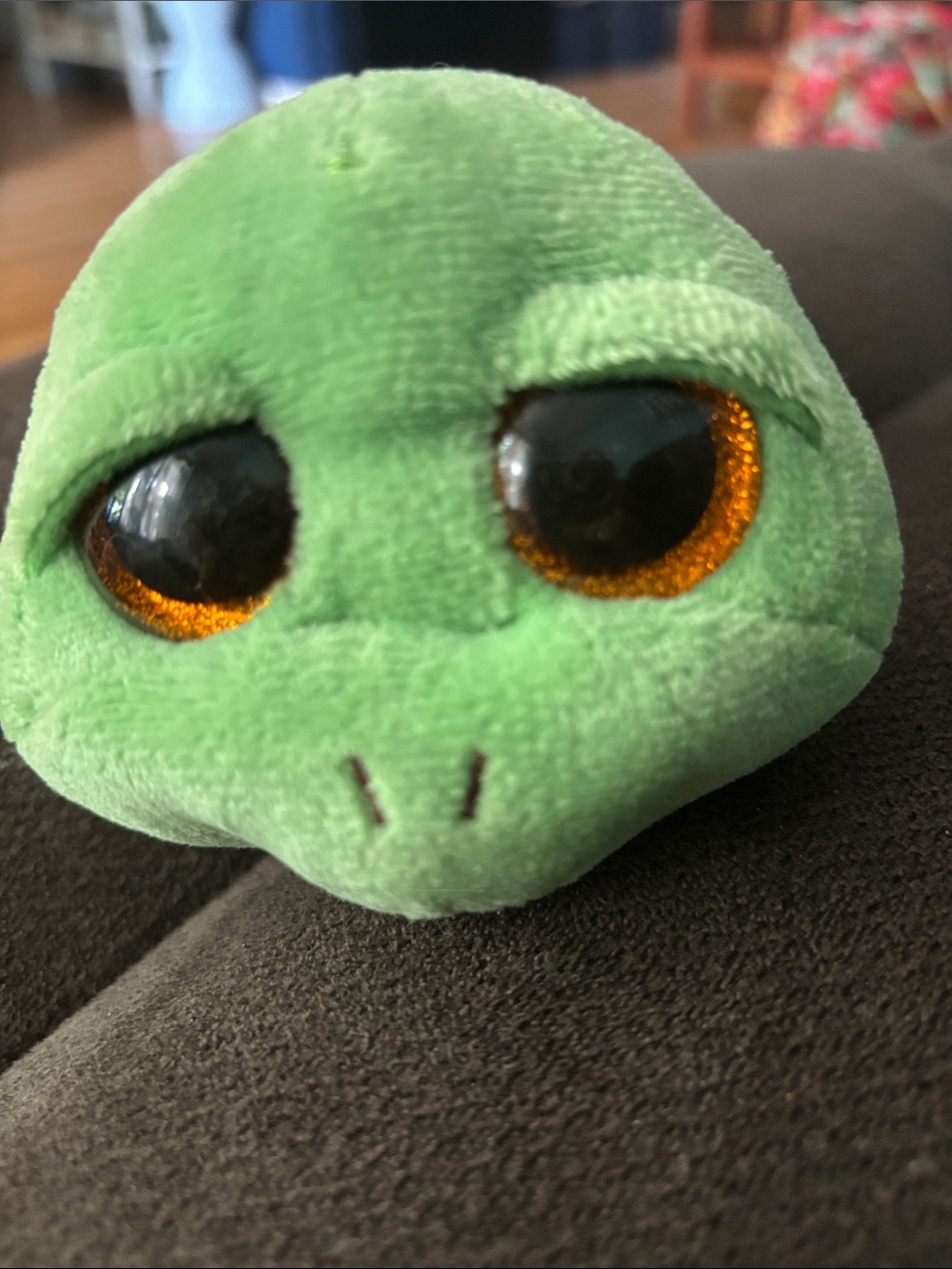 Ty. Beanie Baby Zippy Retired